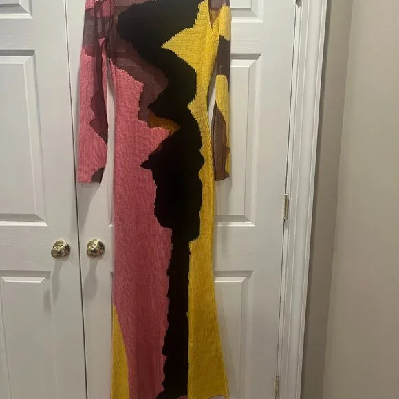 Jax Knit Gown - Picture 5 of 6